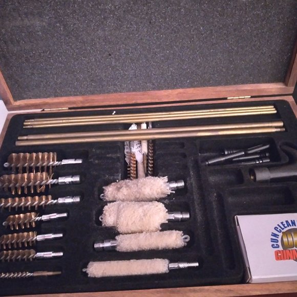DAC Gunmaster Gun cleaning kit - Picture 1 of 7